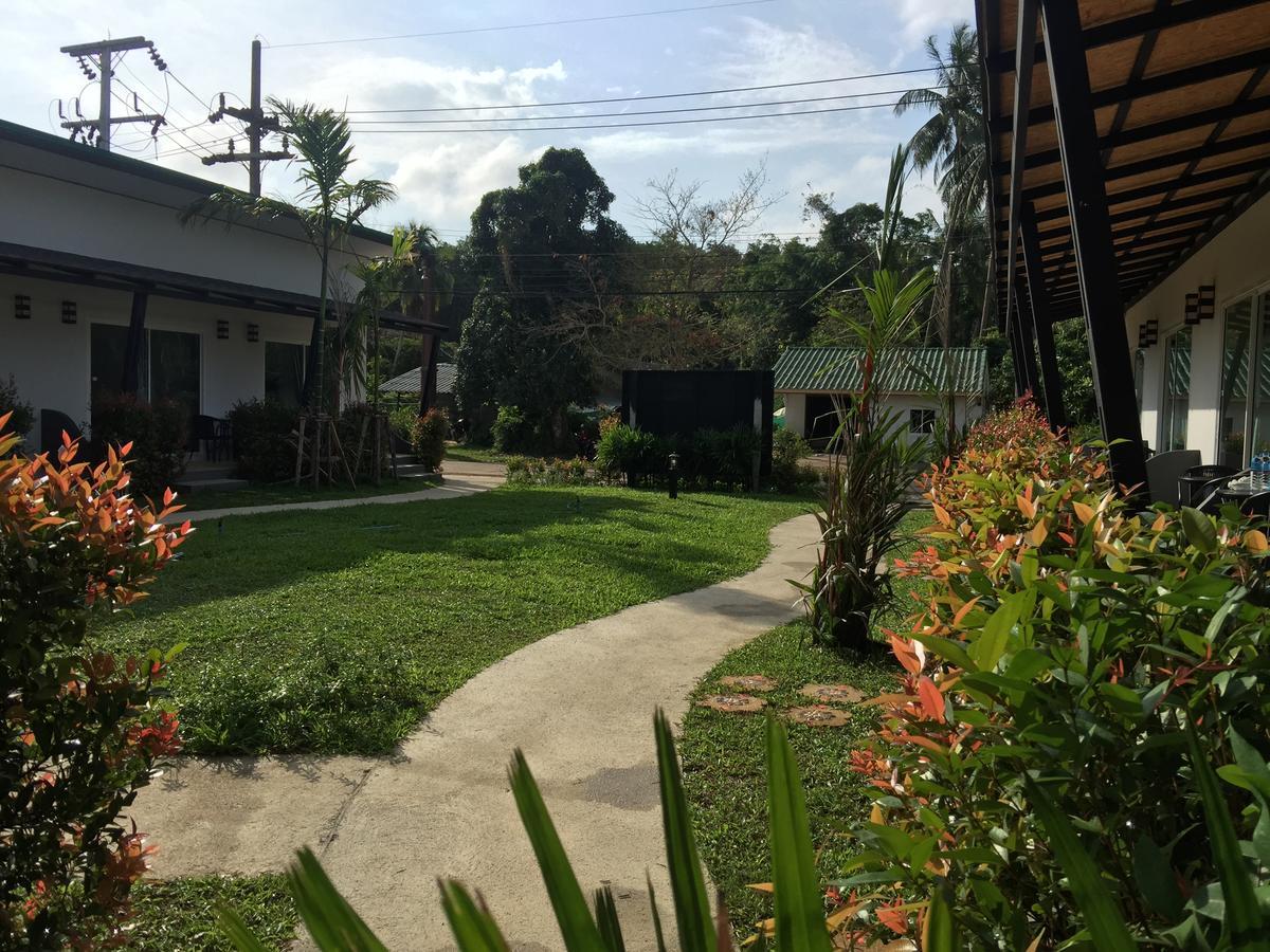 Malee Sirin Old Town Hotel Koh Lanta Exterior photo